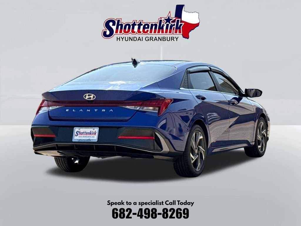Used 2024 Blue Hyundai SEL image 6