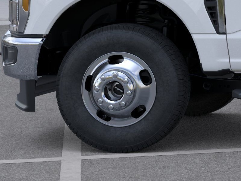 New 2026 White Ford XLT image 19