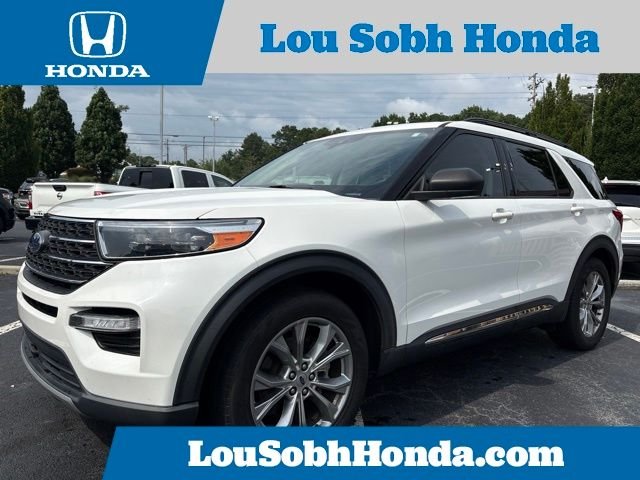 Used 2022 Star White Metallic Tri-Coat Ford XLT image 1