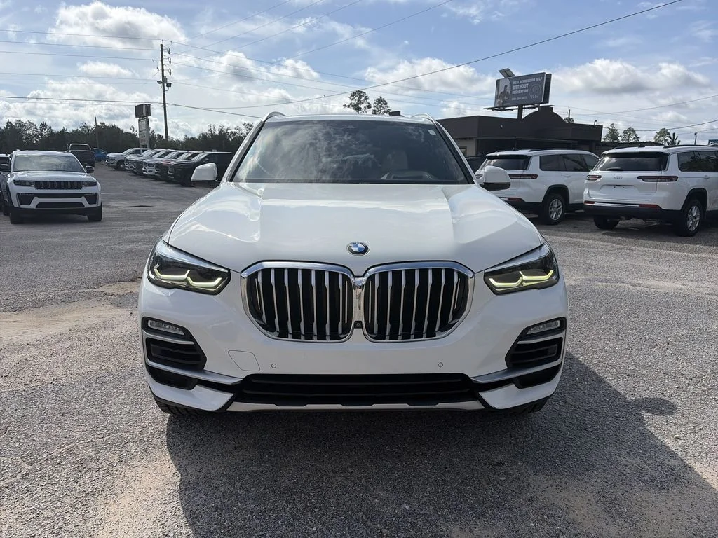 Used 2020 White BMW sDrive40i image 9