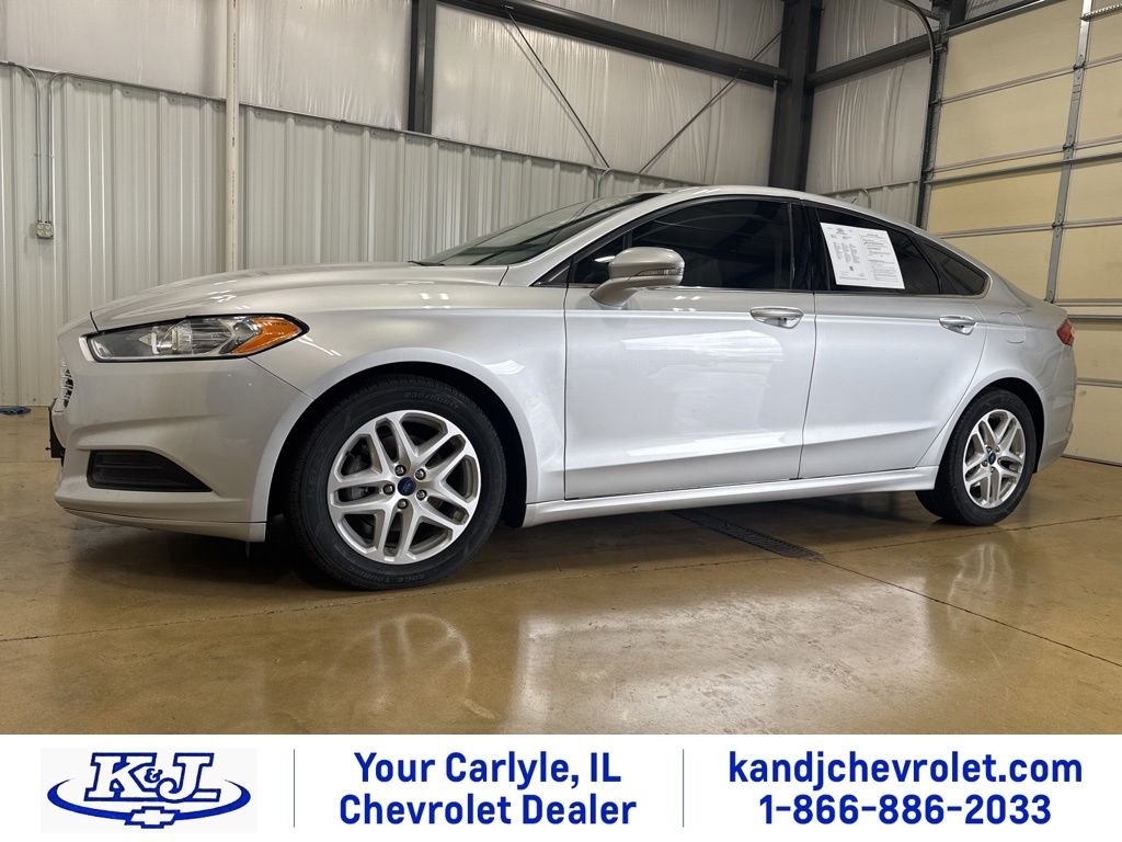 2016 Ford Fusion SE FWD's photo
