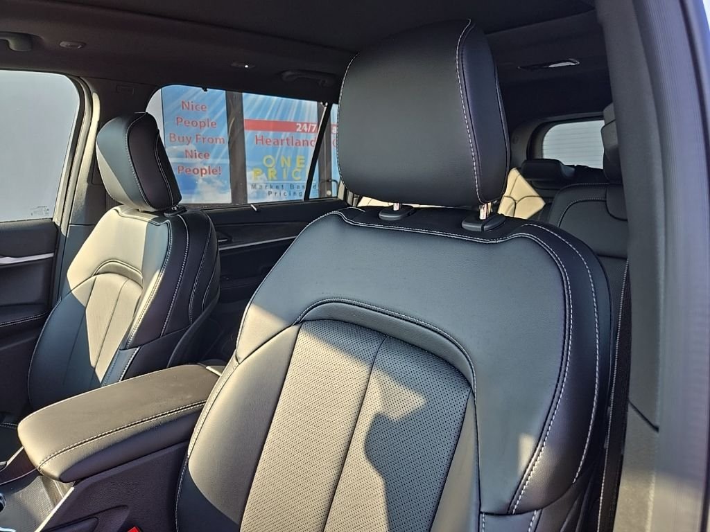 2025 Jeep Grand Cherokee L Limited - Photo 34