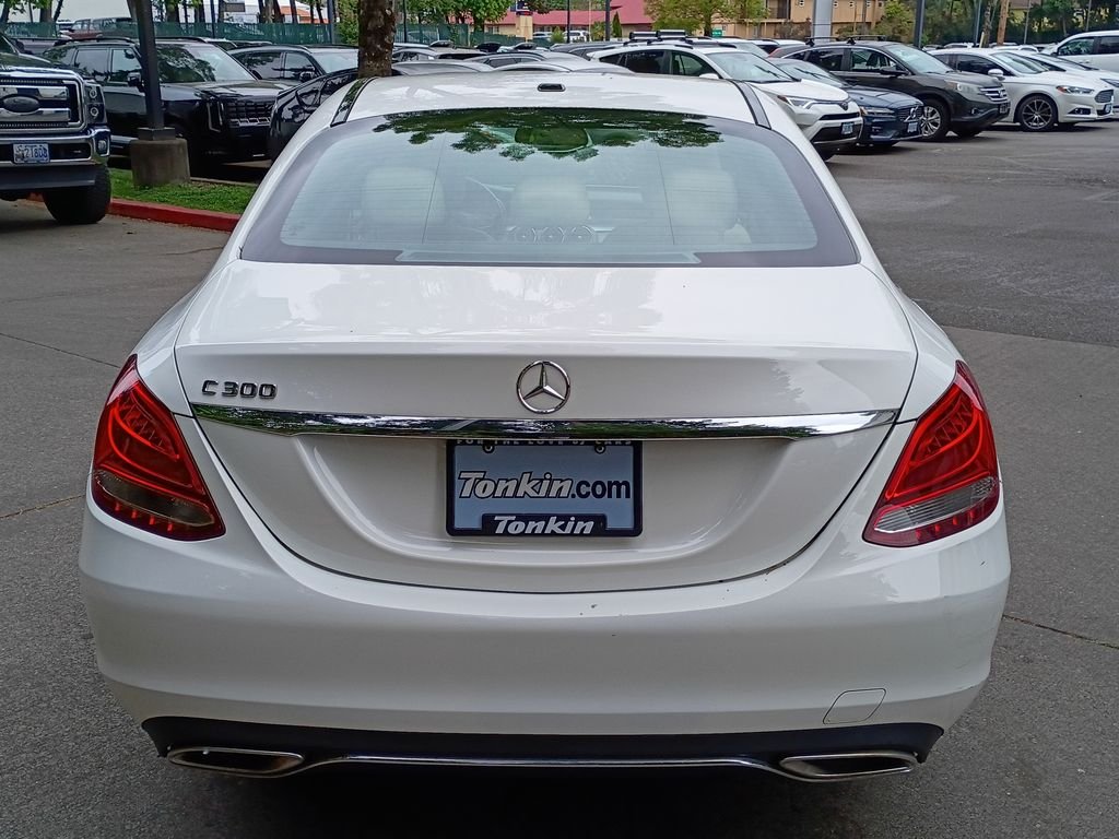 Used 2018 Diamond White Metallic Mercedes-Benz C 300 image 5