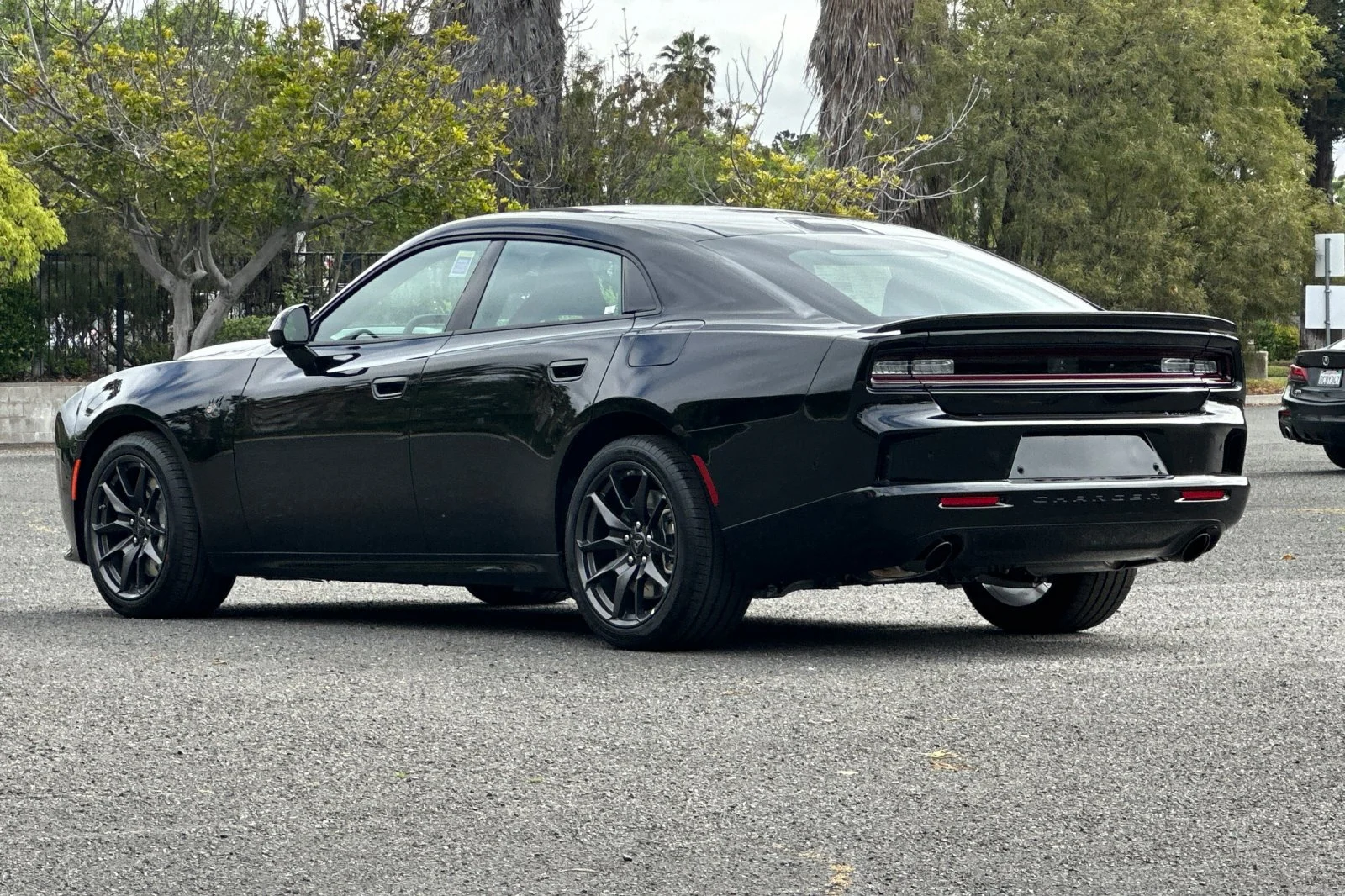 New 2026 Diamond Black Crystal Pearlcoat Dodge R/T Scat Pack image 5