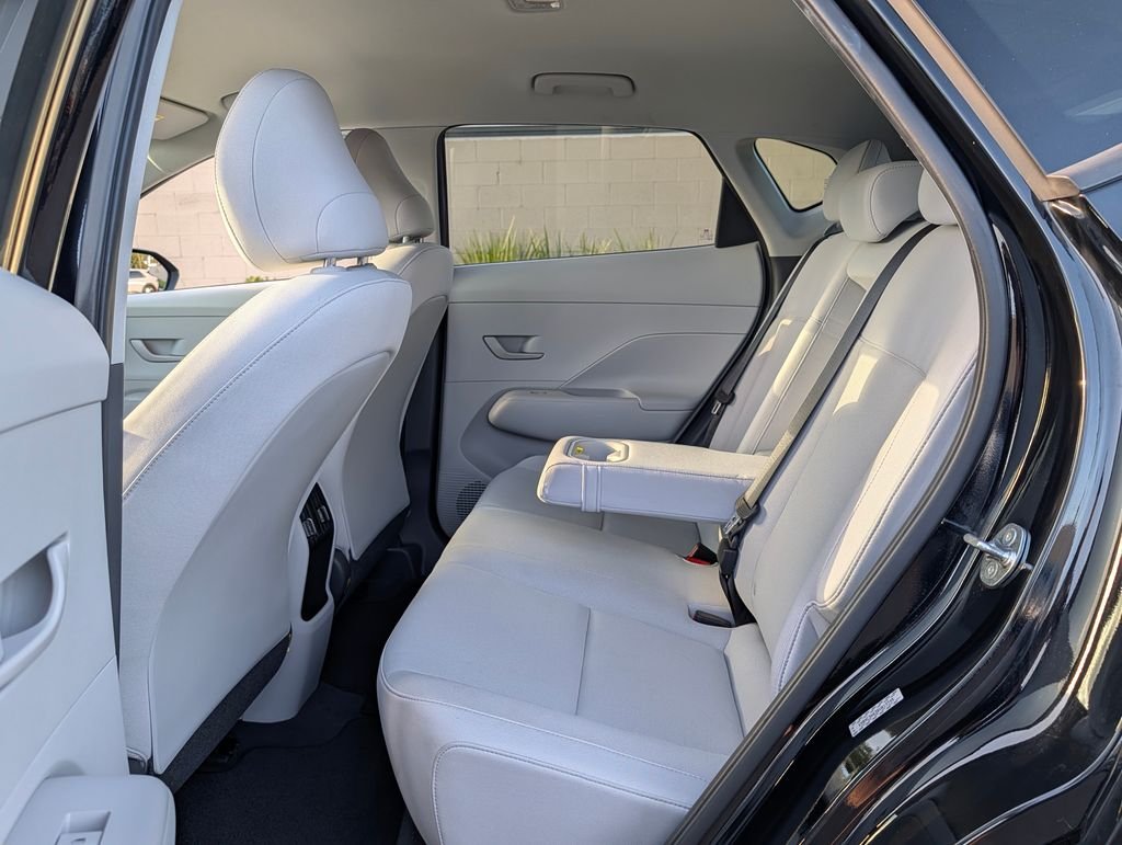2024 Hyundai Kona EV SEL - Photo 12