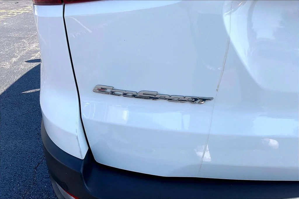 Used 2020 White Ford Titanium image 31