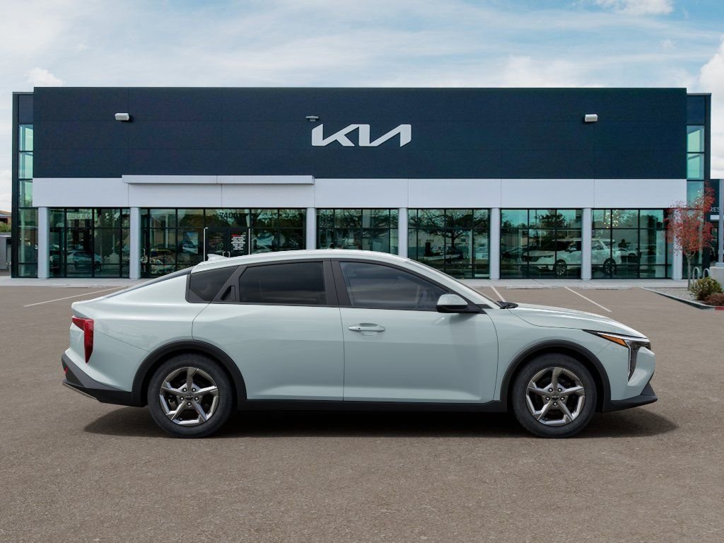 New 2026 Gray Kia LXS image 7