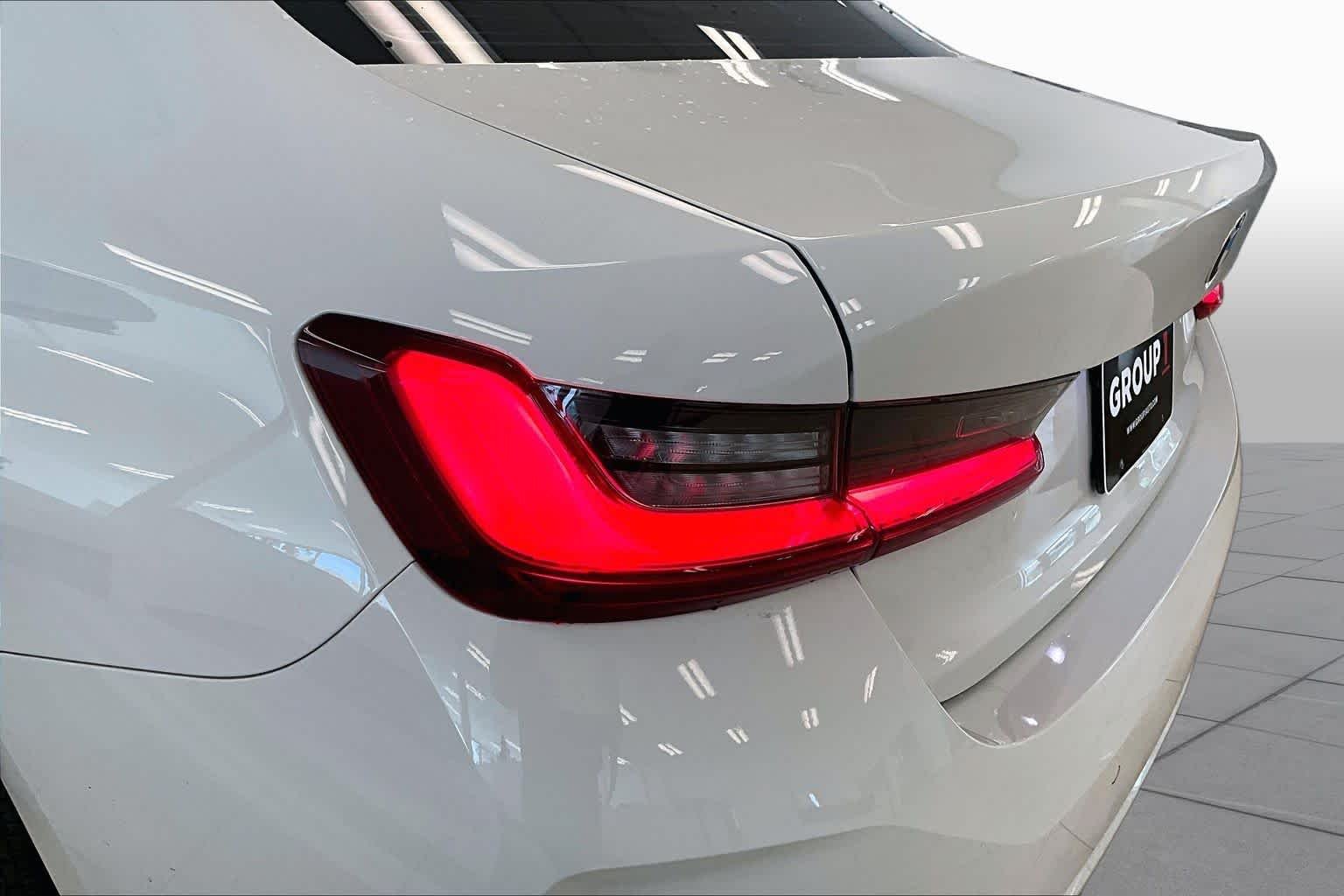 Used 2024 Alpine White BMW 330i image 26