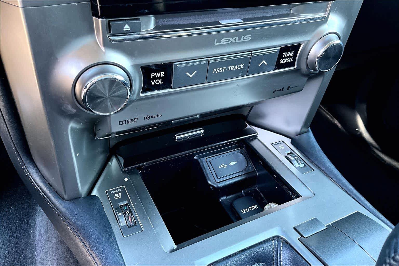 Used 2015 Silver Lining Metallic Lexus  image 33