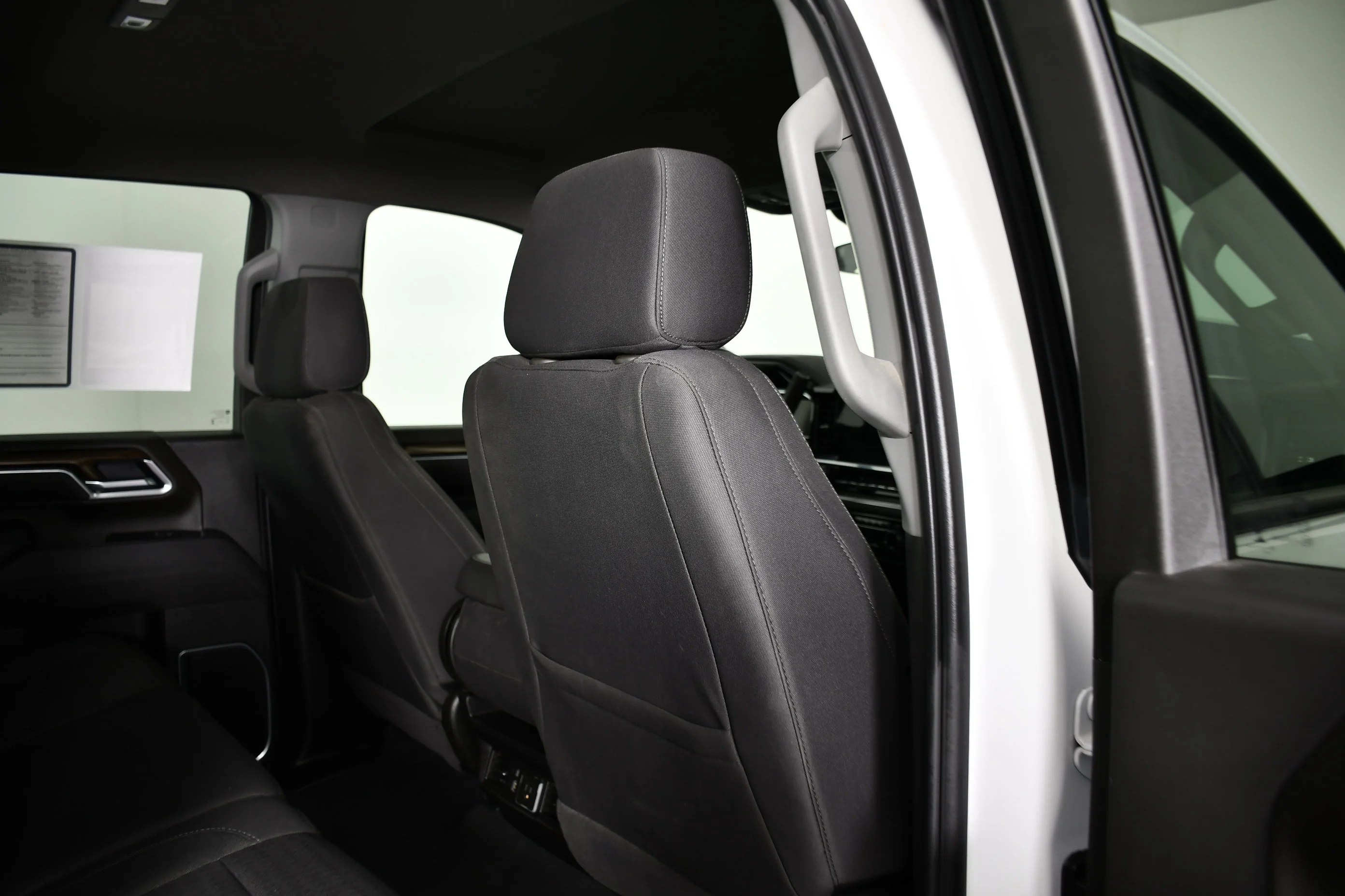 Used 2025 Summit White Chevrolet LT image 45