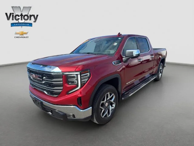 Used 2022 CAYENNE RED TINTCOAT GMC SLT image 3