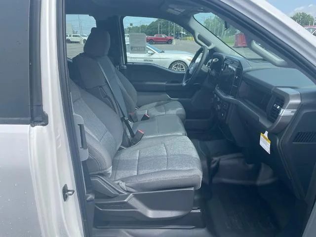New 2026 Oxford White Ford XL image 37