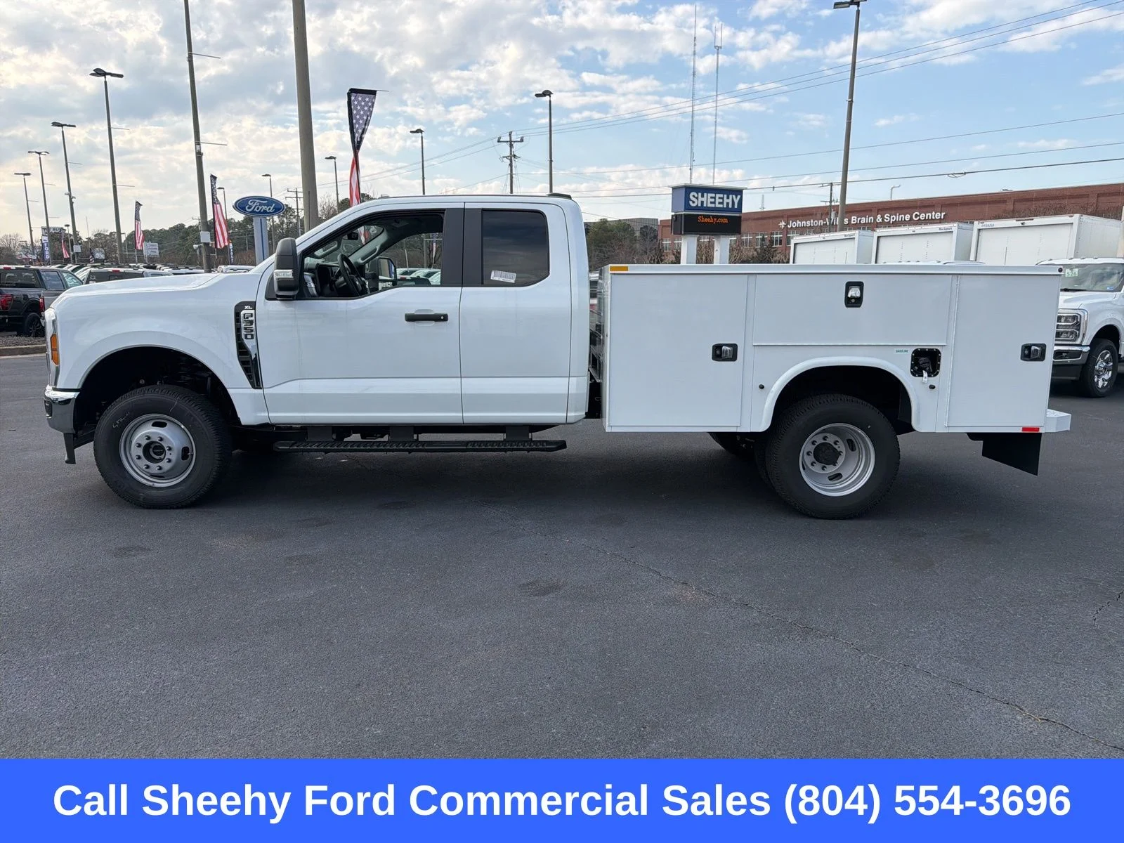 2026 Ford F-350 Super Duty Chassis Cab XL - Photo 9