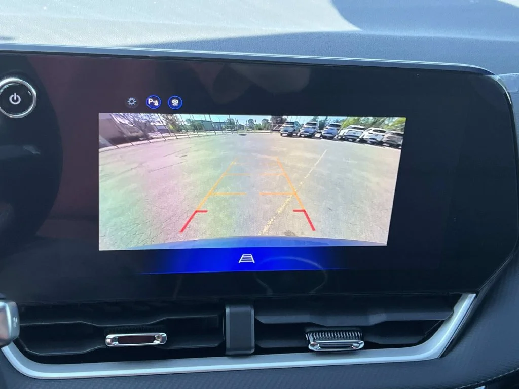 2027 Chevrolet Equinox LT - Photo 17