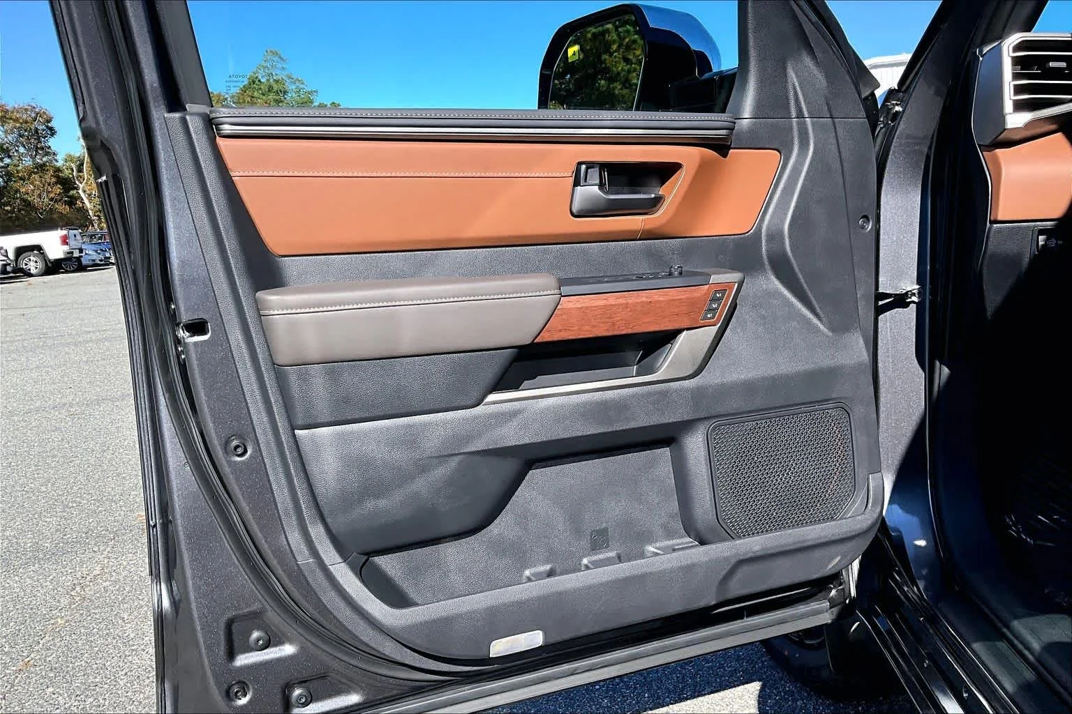 2026 Toyota Tundra 1794 Edition - Photo 10