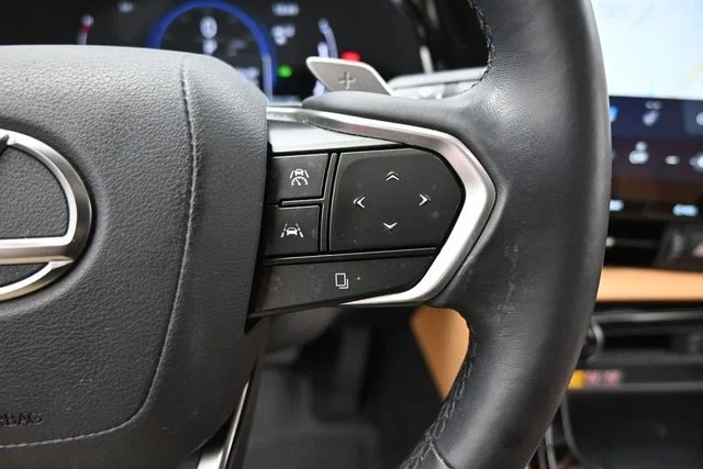 Used 2025 Red Lexus 350h Premium image 21
