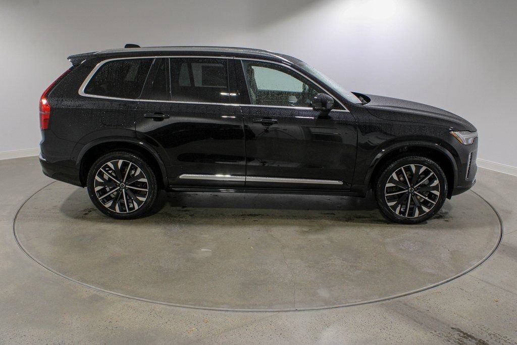 2026 Volvo XC90 Plus - Photo 6