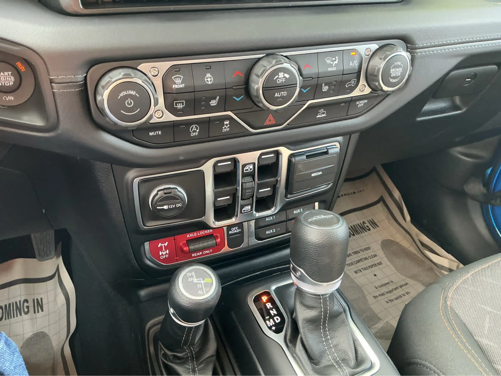 Used 2025 Hydro Blue Pearlcoat Jeep Mojave image 30