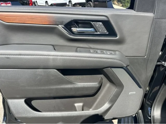 2026 GMC Yukon Denali - Photo 24