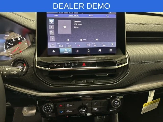 New 2026 Black Jeep Latitude image 18