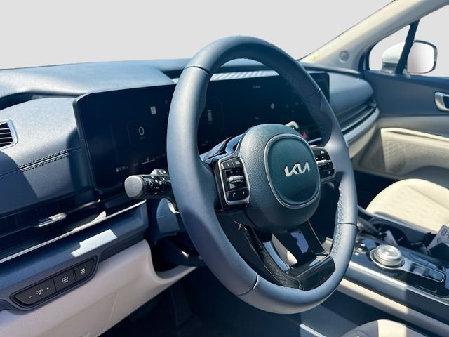 2025 Kia Carnival SX - Photo 9
