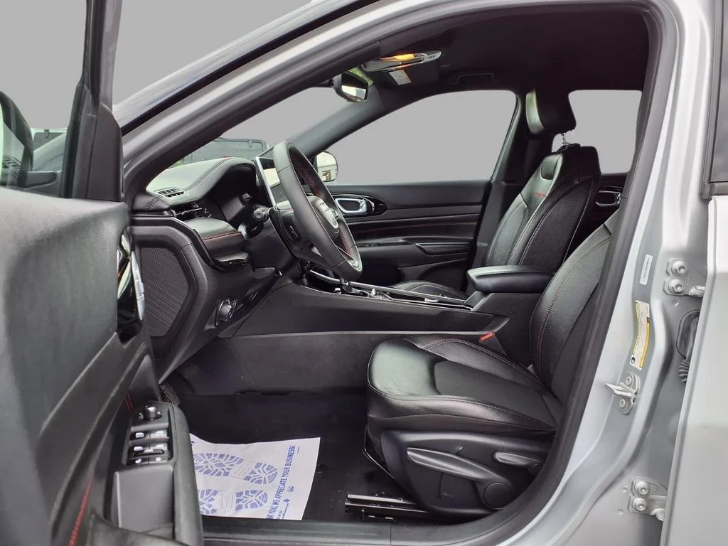 2025 Jeep Compass Trailhawk - Photo 22