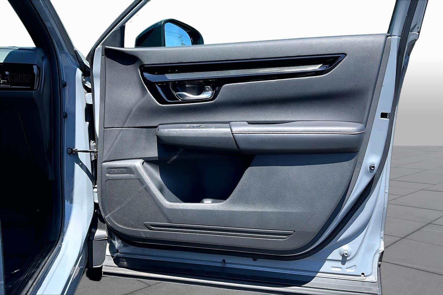2023 Honda CR-V Sport Touring - Photo 23