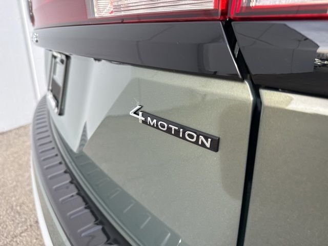 New 2026 Avocado Green Volkswagen 2.0T Peak Edition image 8