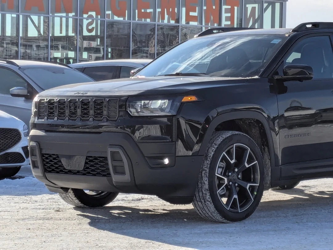 New 2026 Black Jeep Overland - - 4x4 - Surround View - Ventilated Seats - Remote Start & More! image 12