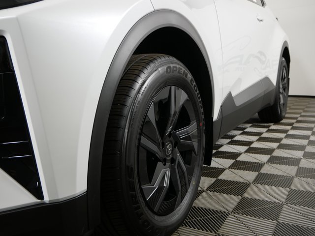 New 2026 Wind Chill Pearl Toyota SE image 2
