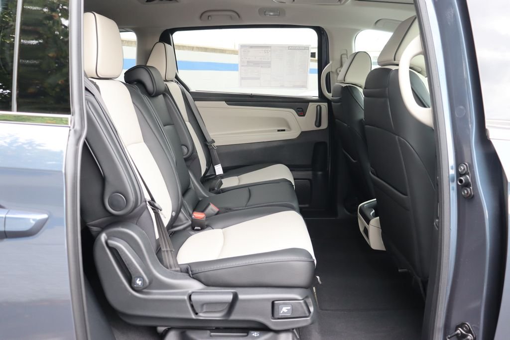 2026 Honda Odyssey Elite - Photo 14