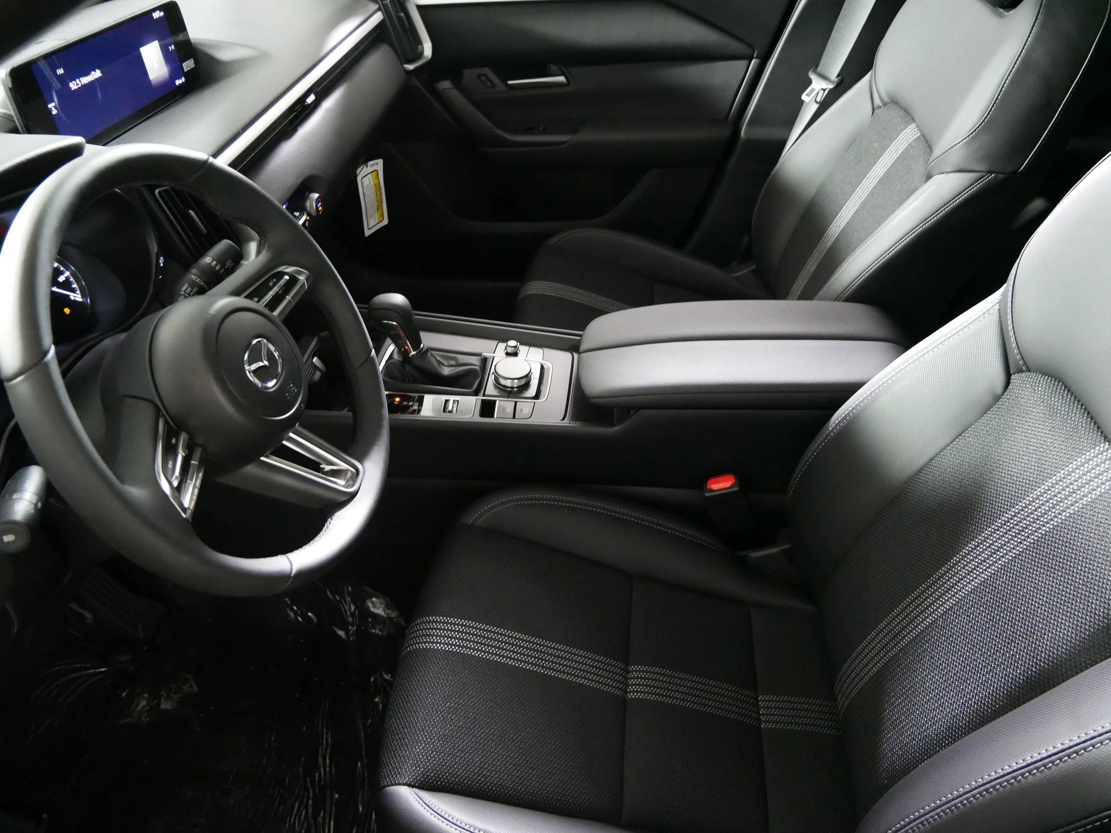 New 2026 Wind Chill Pearl Mazda 2.5 S Preferred image 4