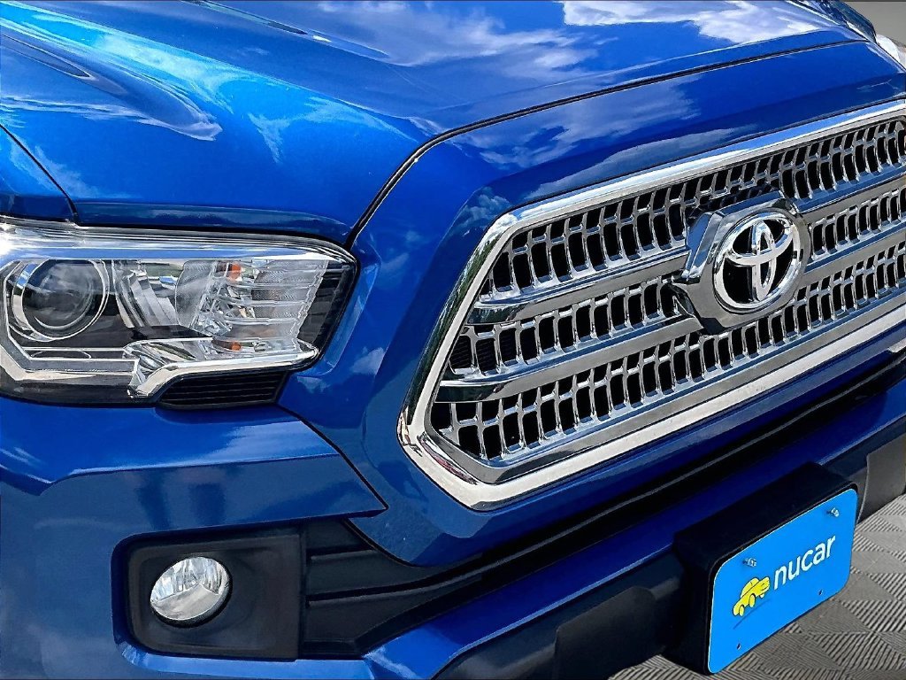 Used 2017 Blue Toyota TRD Off-Road image 32