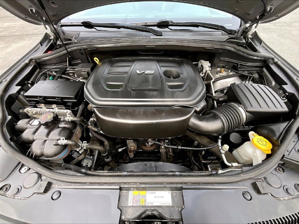 Used 2018 Silver Jeep Summit image 30