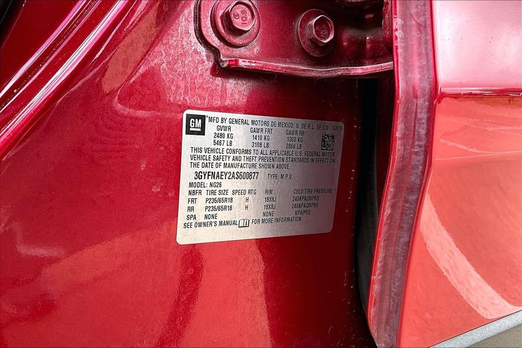 Used 2010 Red Cadillac Luxury image 33
