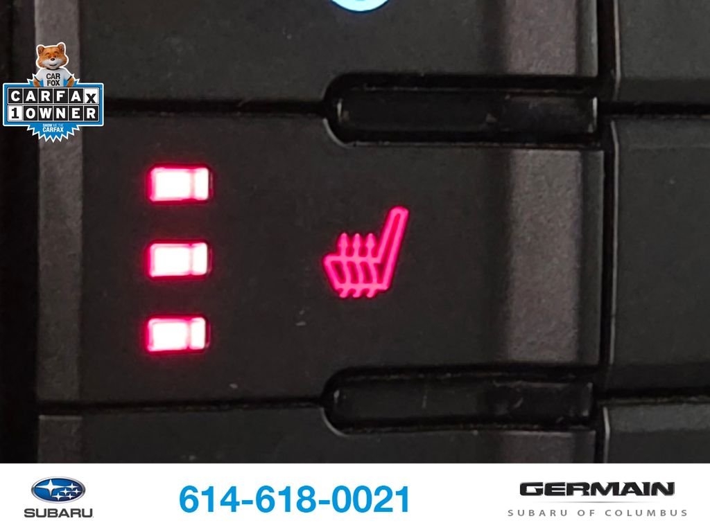 Used 2020 Black Ford XLT image 29