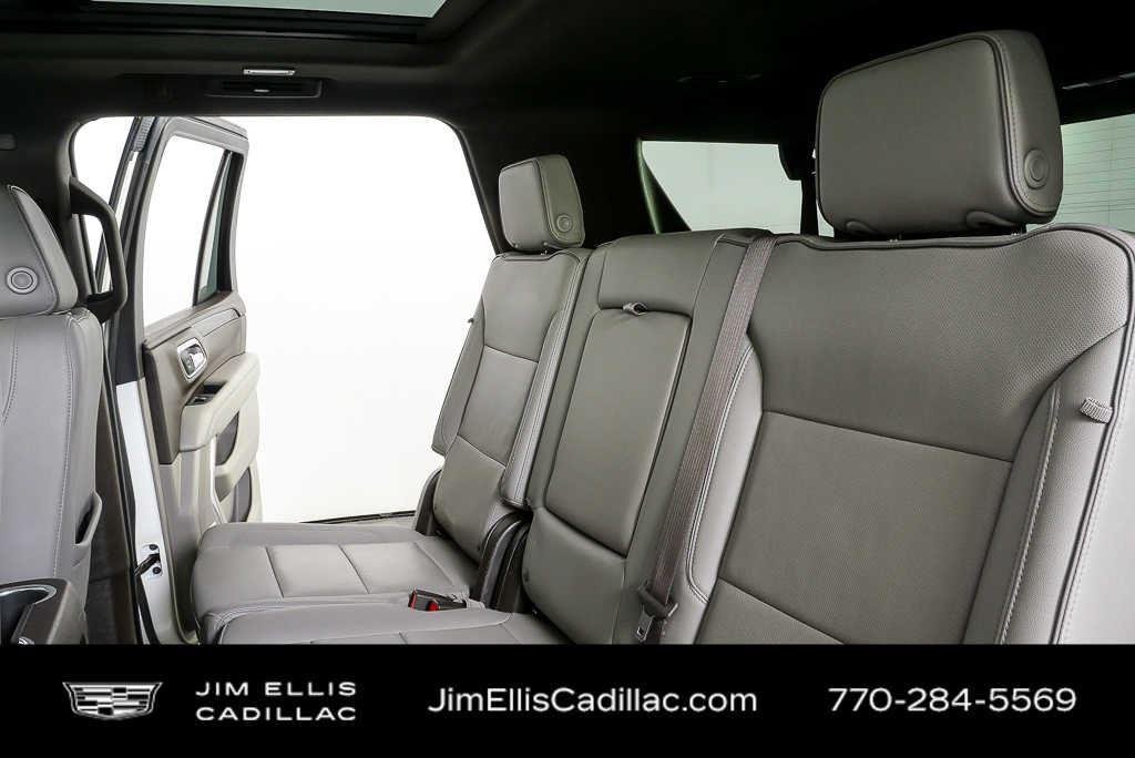 Used 2023 White Frost Tricoat GMC SLT image 20