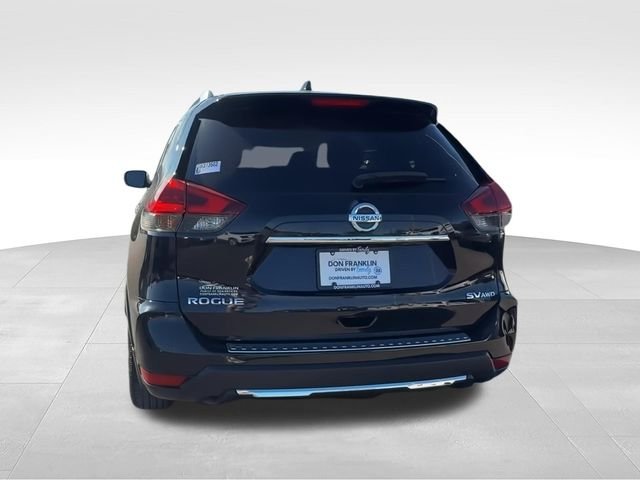 Used 2018 Black Nissan SV image 7