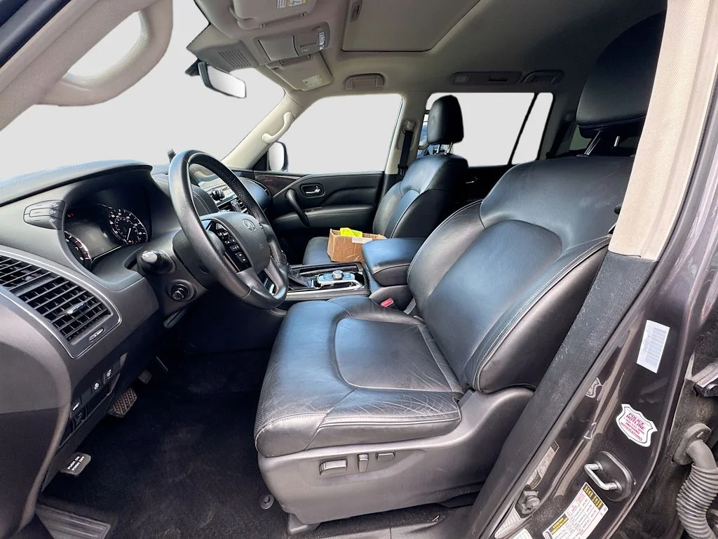 Certified Used 2024 Gray INFINITI LUXE image 23