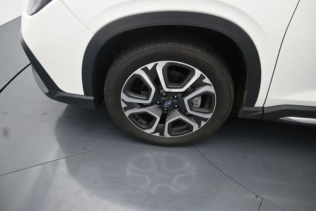 Used 2023 White Subaru Limited image 12
