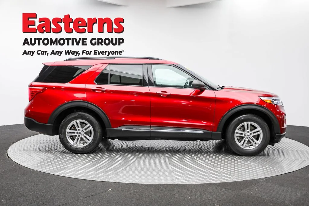 Used 2020 Red Ford XLT image 4