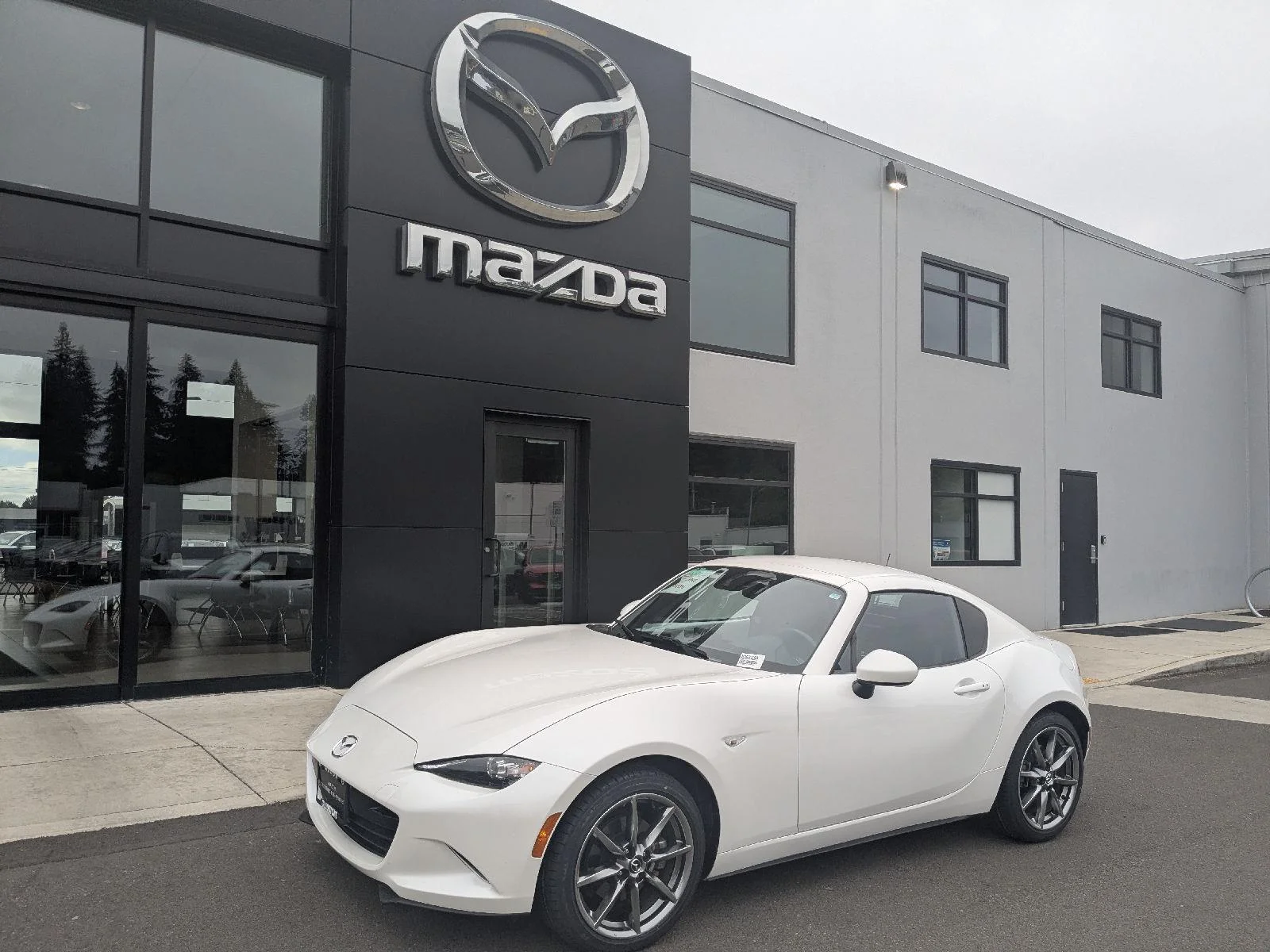 2023 Mazda MX-5 Miata Grand Touring Auto's photo