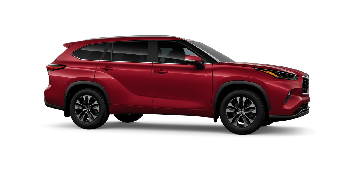 New 2026 Ruby Flare Pearl Toyota XLE image 13