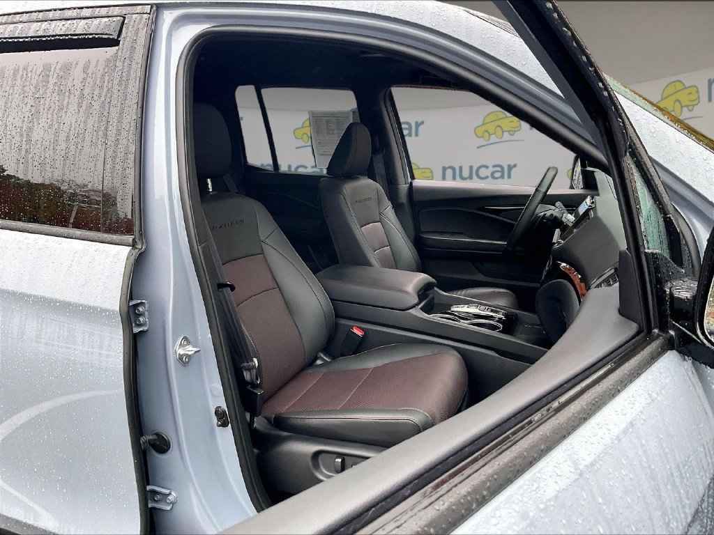 Used 2024 Silver Honda Black Edition image 11