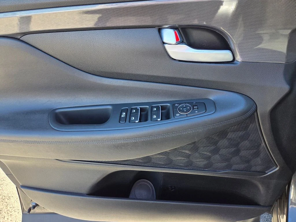 Used 2022 Gray Hyundai SEL image 22