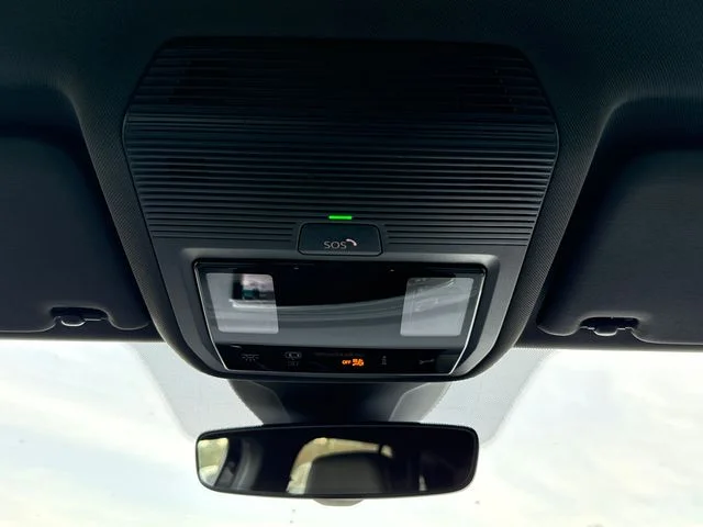 New 2026 Deep Black Pearl Volkswagen Pro image 31