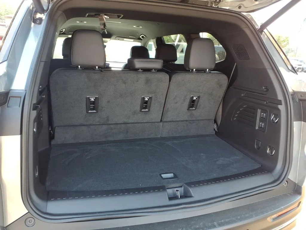 Used 2026 Gray Buick Preferred image 32