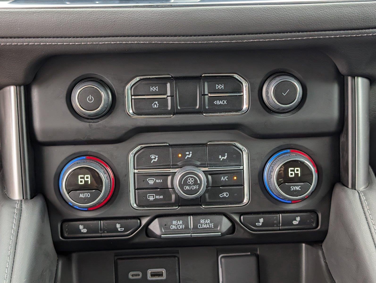 Used 2024 Black Chevrolet Z71 image 24