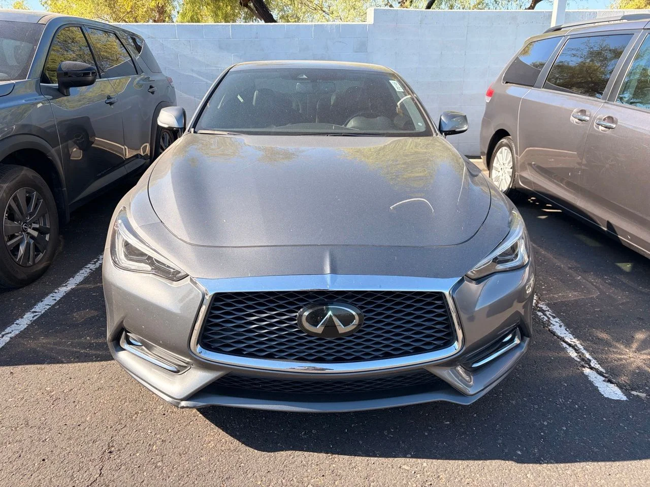 Used 2019 Graphite Shadow INFINITI 3.0t Luxe image 2