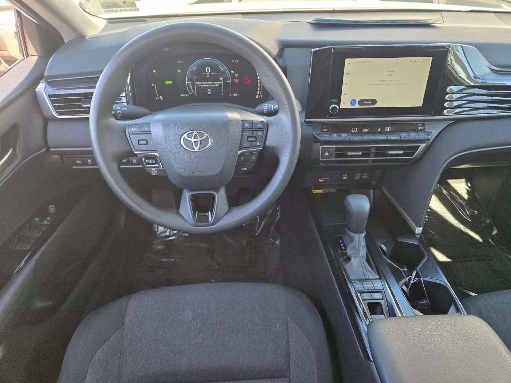 Used 2025 White Toyota LE image 12
